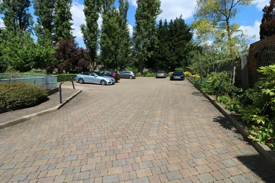 Aylmer Road Hampstead Garden Suburb, London, England, United Kingdom. - Photo 5