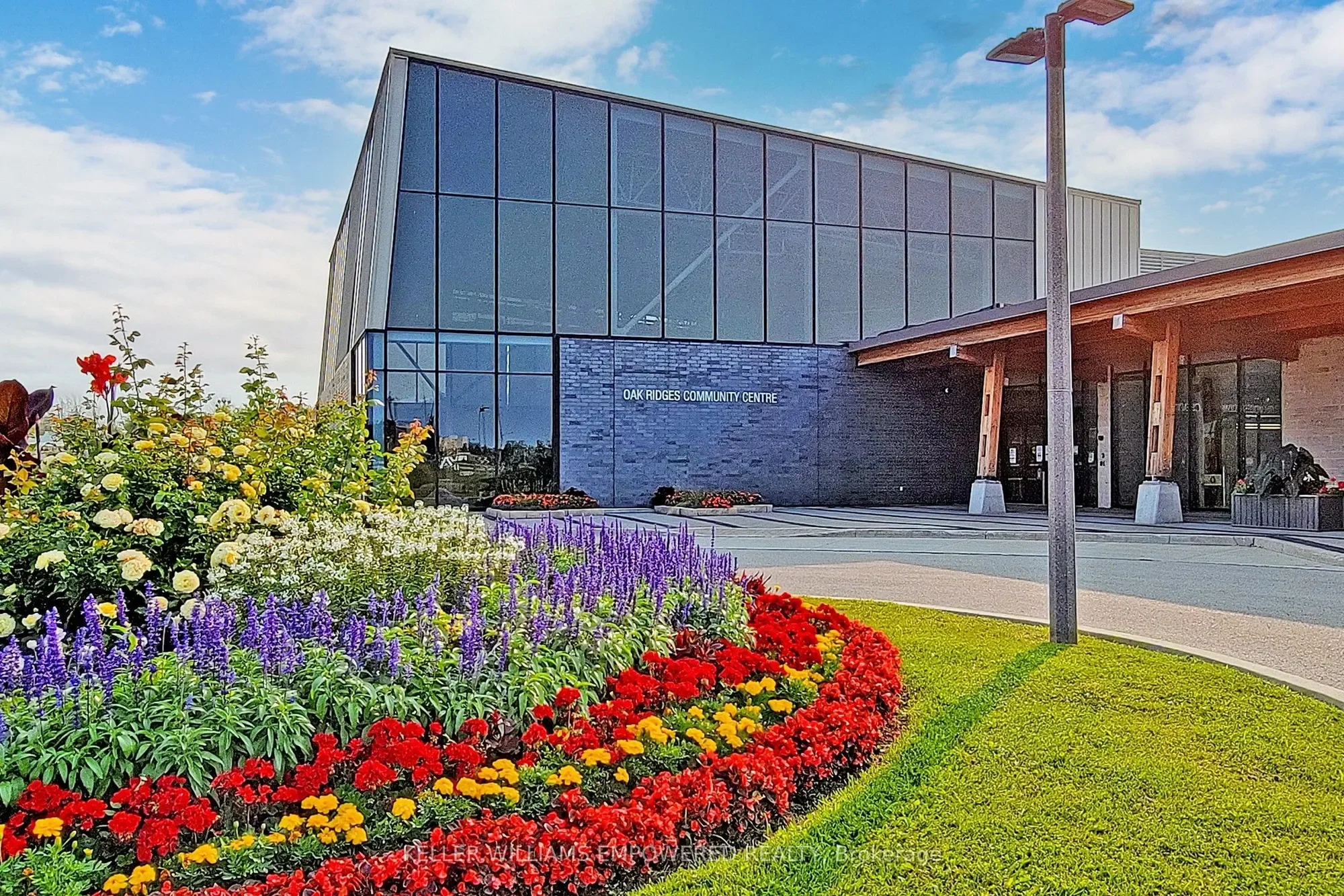 16 Bayview Park Lane, Richmond Hill, ON L4E 4K7, Gormley, Ontario, Canada. - Photo 10