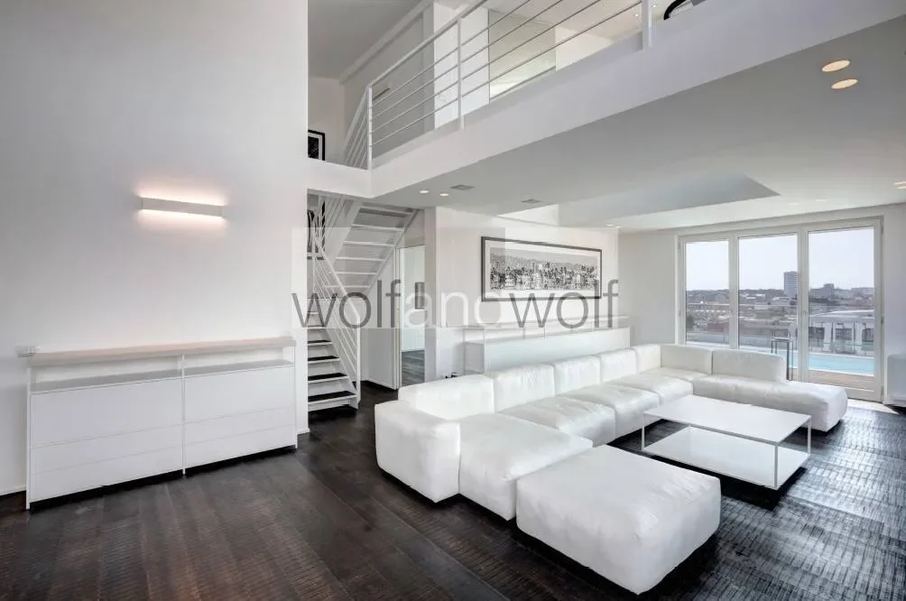 Gallery photo 1