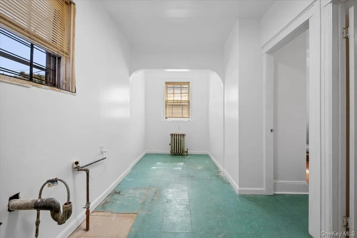 14744 84th Drive, Briarwood, NY 11435, New York, New York, United States. - Photo 18