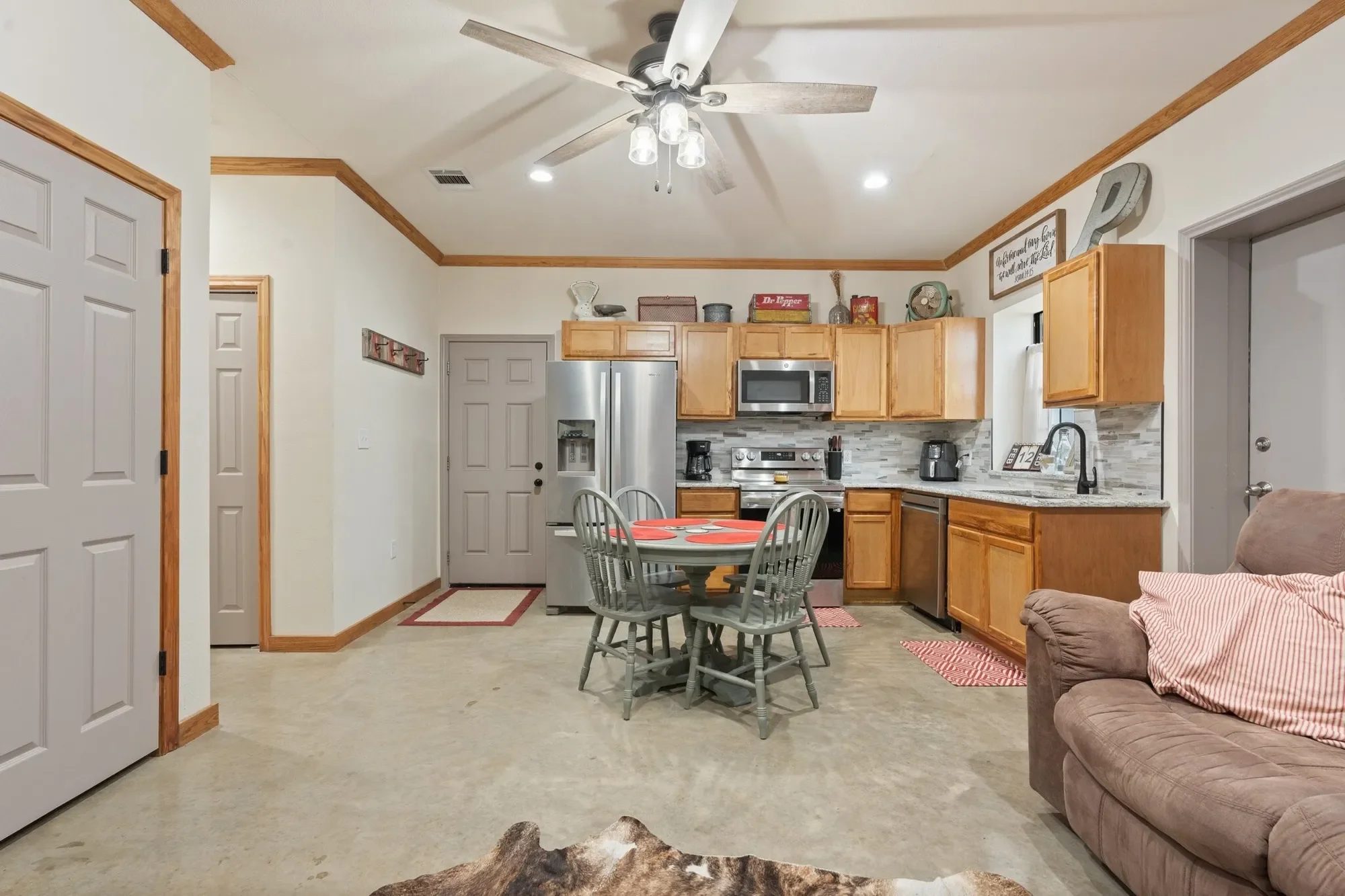 Gallery photo 2