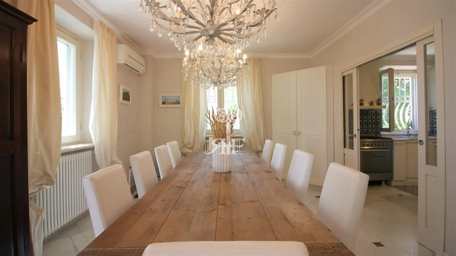 Gallery photo 5