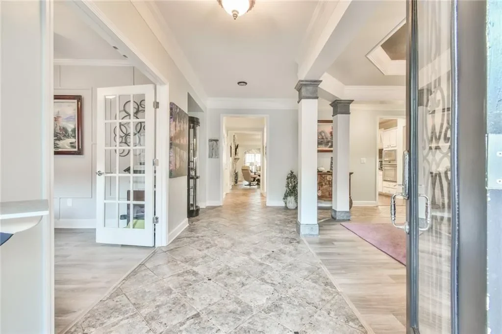 Gallery photo 3