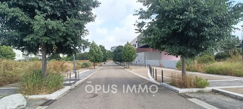 For Sale: Apartment in Montpellier, 97m² 5 Rooms €544,900 with Terrace