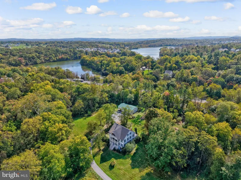 39 NEW CUT RD ROAD, ROUND HILL, VA 20141, Round Hill, Virginia, United States. - Photo 28