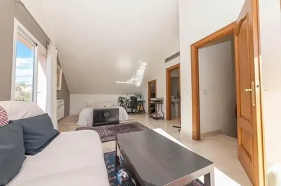Thumbnail 28