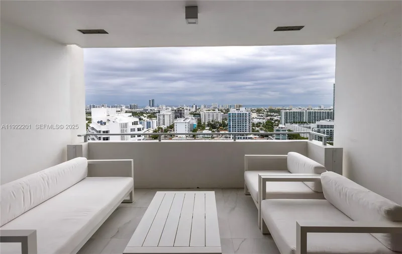 11 Island Ave PH6, Miami Beach, Florida, United States. - Photo 2