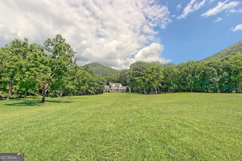 Hayesville, North Carolina, United States. - Photo 60