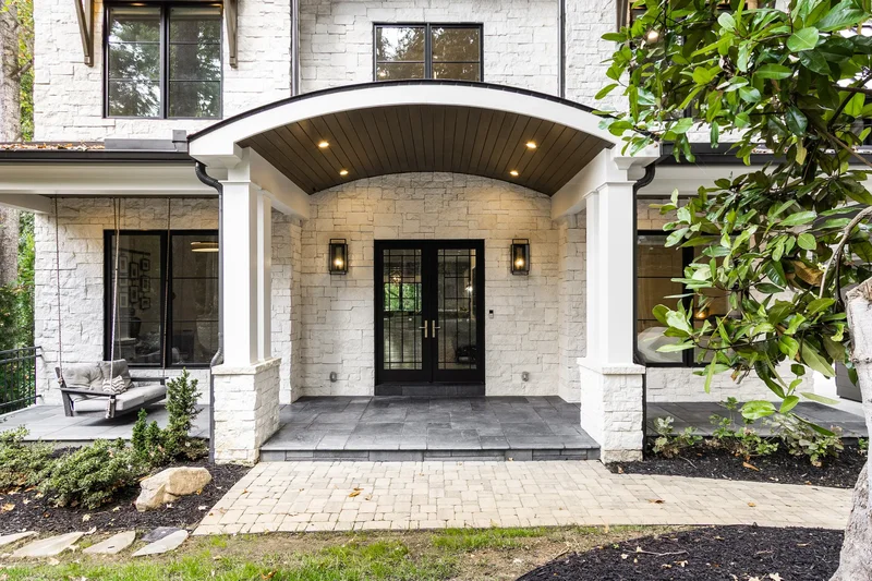 306 Pinecrest Road NE, Atlanta, GA 30342, Atlanta, Georgia, United States. - Photo 6