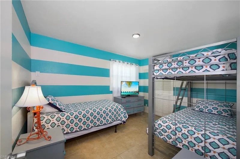 5440 Palmetto ST, Fort Myers Beach, Florida, United States. - Photo 14