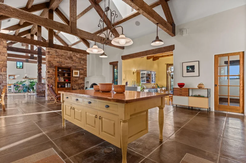 348 White Oaks Drive NE, Albuquerque, NM 87122, Albuquerque, New Mexico, United States. - Photo 45