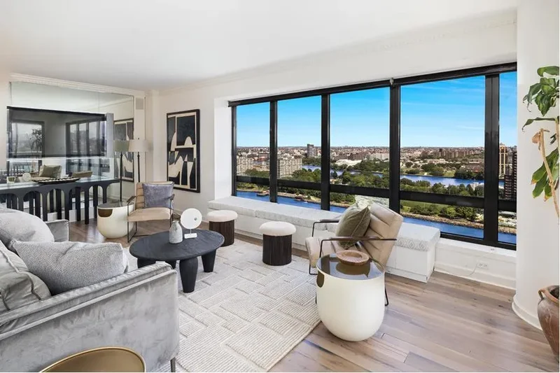 The Promenade, 530 E 76TH ST, New York, New York, United States. - Photo 6