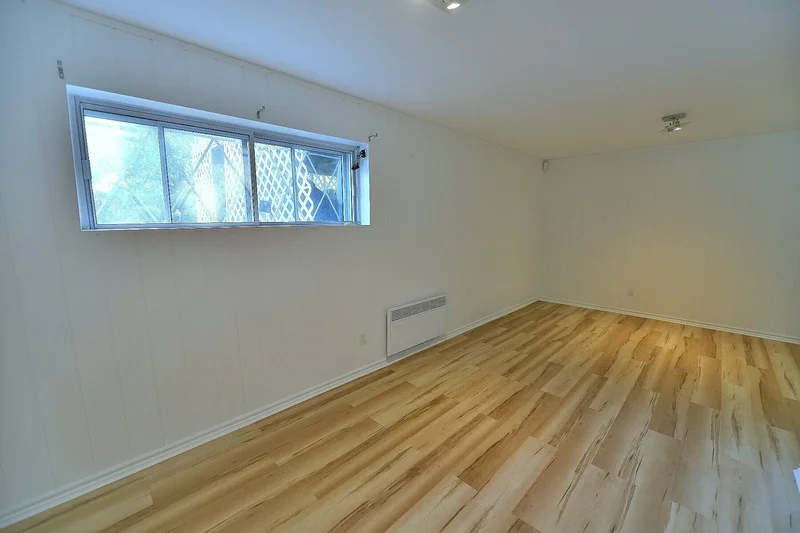 1172 Boul. Alexis-Nihon, Saint-Laurent, QC H4R1S2, Montréal, Quebec, Canada. - Photo 33