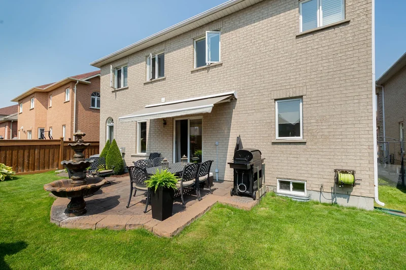 16 Saint Clare Blvd, Vaughan, ON L4H 2A2, Vaughan, Ontario, Canada. - Photo 15