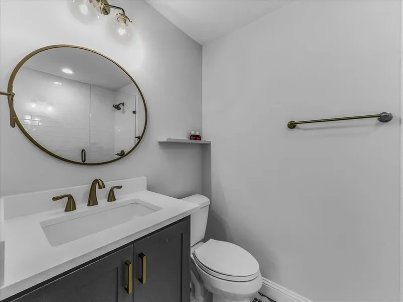 7049 Gateridge Drive, Dallas, Texas, United States. - Photo 21