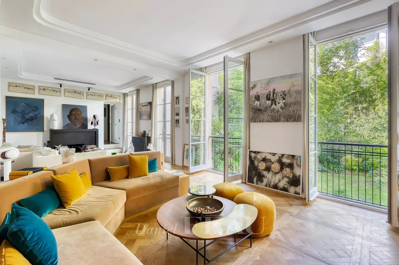 Paris, Île-de-France, France. - Photo 13
