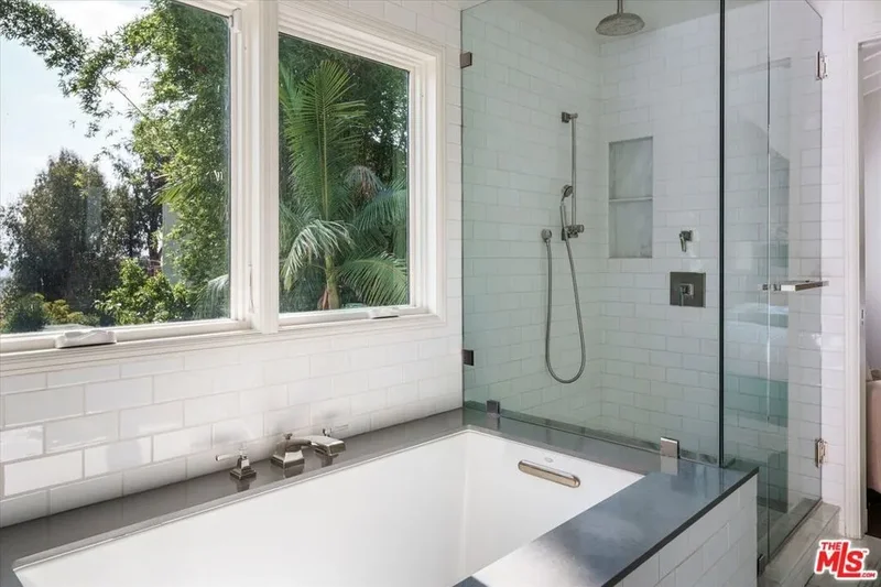 7064 La Presa Drive, Los Angeles, California, United States. - Photo 39