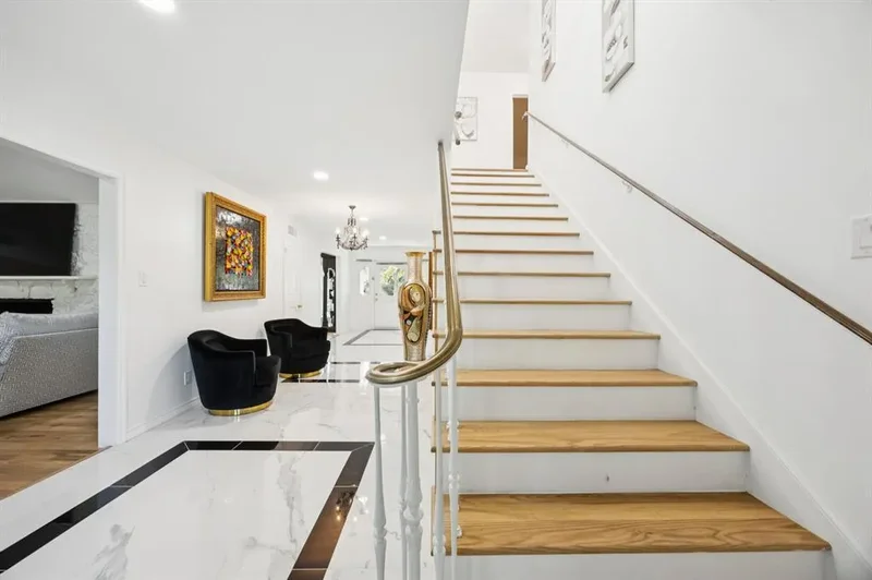 11212 Inwood Road, Dallas, Texas, United States. - Photo 5