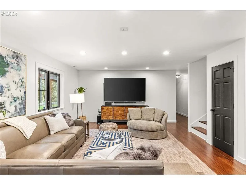 7240 NW Summitview Dr, Portland, OR 97229, Portland, Oregon, United States. - Photo 31