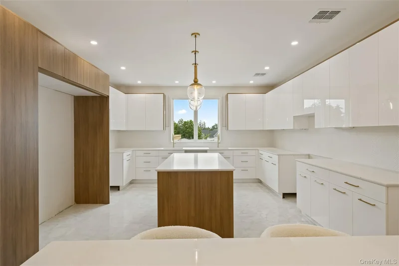 15 Ridge Avenue #101, Spring Valley, NY 10977, Spring Valley, New York, United States. - Photo 13