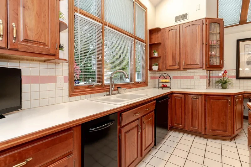 211 Crossing Creek N, Gahanna, OH 43230, Gahanna, Ohio, United States. - Photo 20