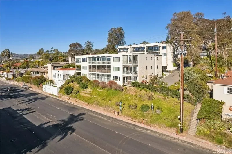 240 Moss 2, Laguna Beach, California, United States. - Photo 46