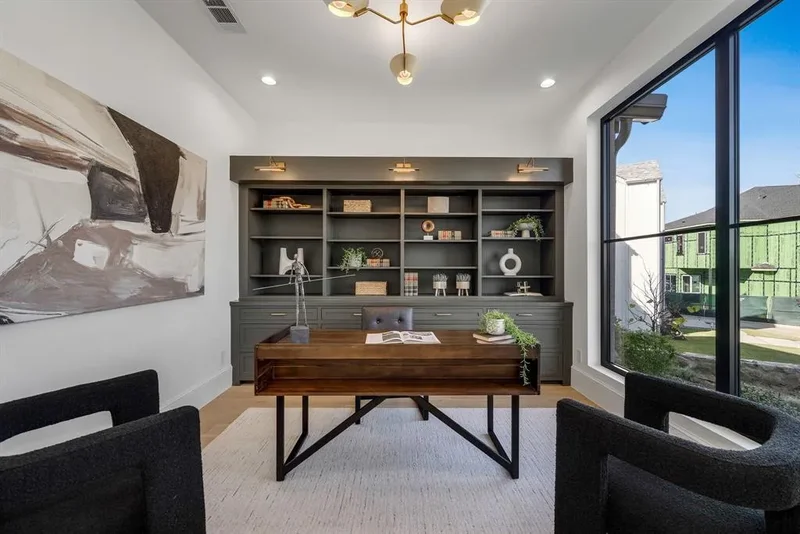 7004 Irongate Lane, Dallas, Texas, United States. - Photo 2