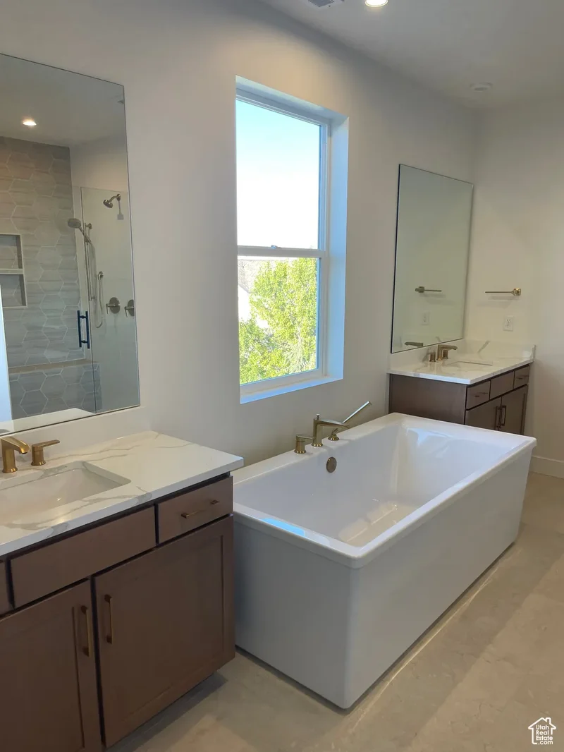 5958 W ERIC MOUNTAIN LN W 104, West Jordan, Utah, United States. - Photo 3