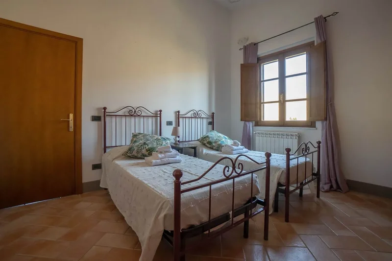 San Cipriano, Tuscany, Italy. - Photo 33