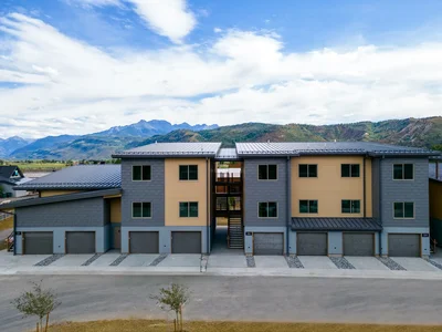 Thumbnail 13