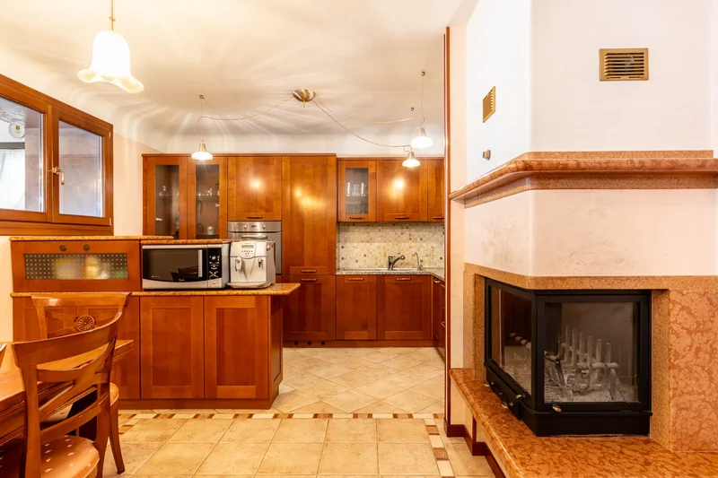 Well Maintained House In A Quiet And Green Place In Purvciems