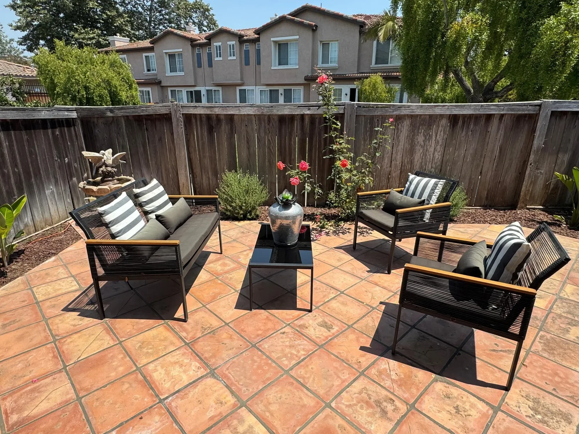 562 Poppyfield Place, Goleta, California, United States. - Photo 12