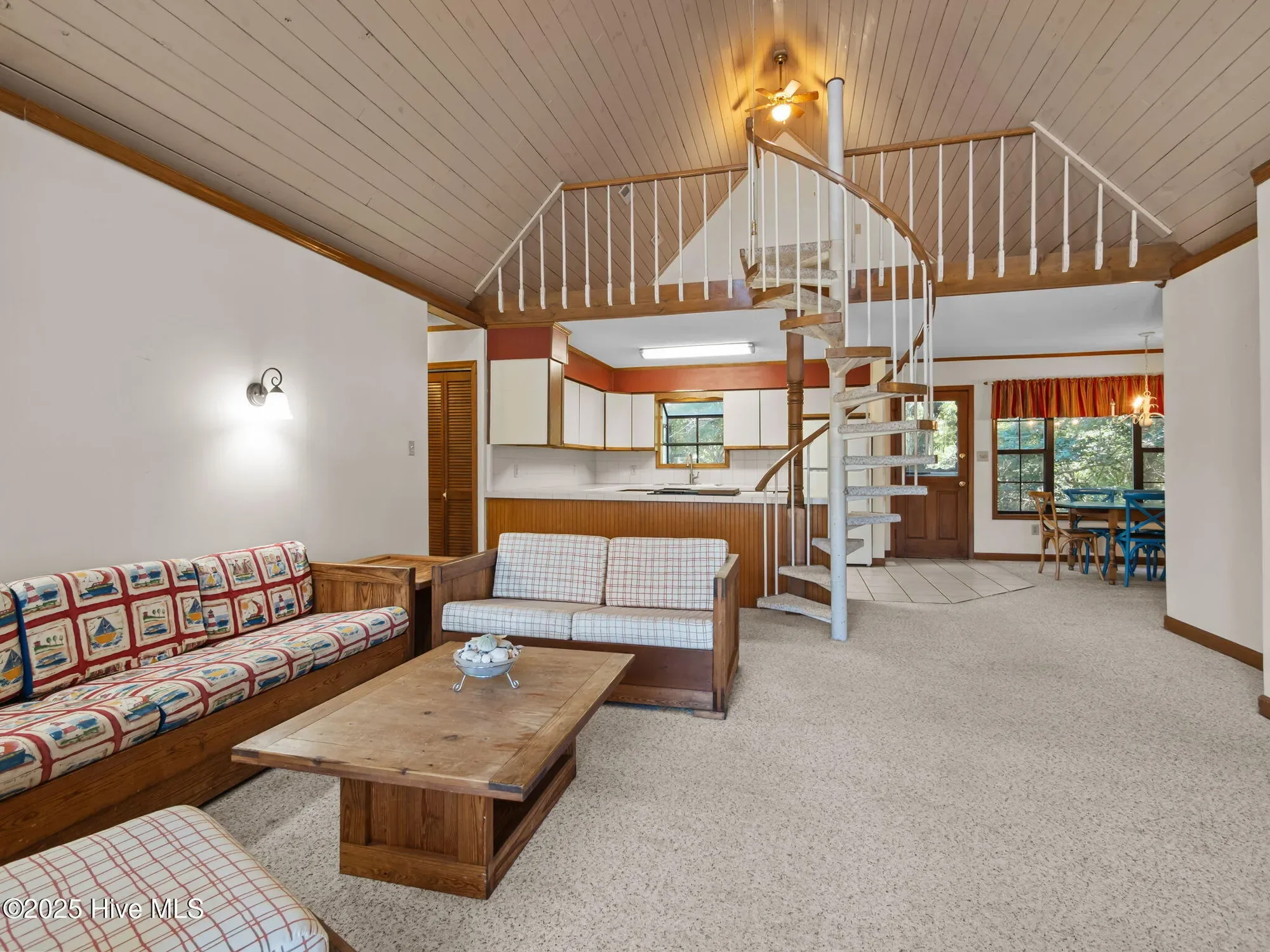 112 Page Place, Emerald Isle, North Carolina, United States. - Photo 4