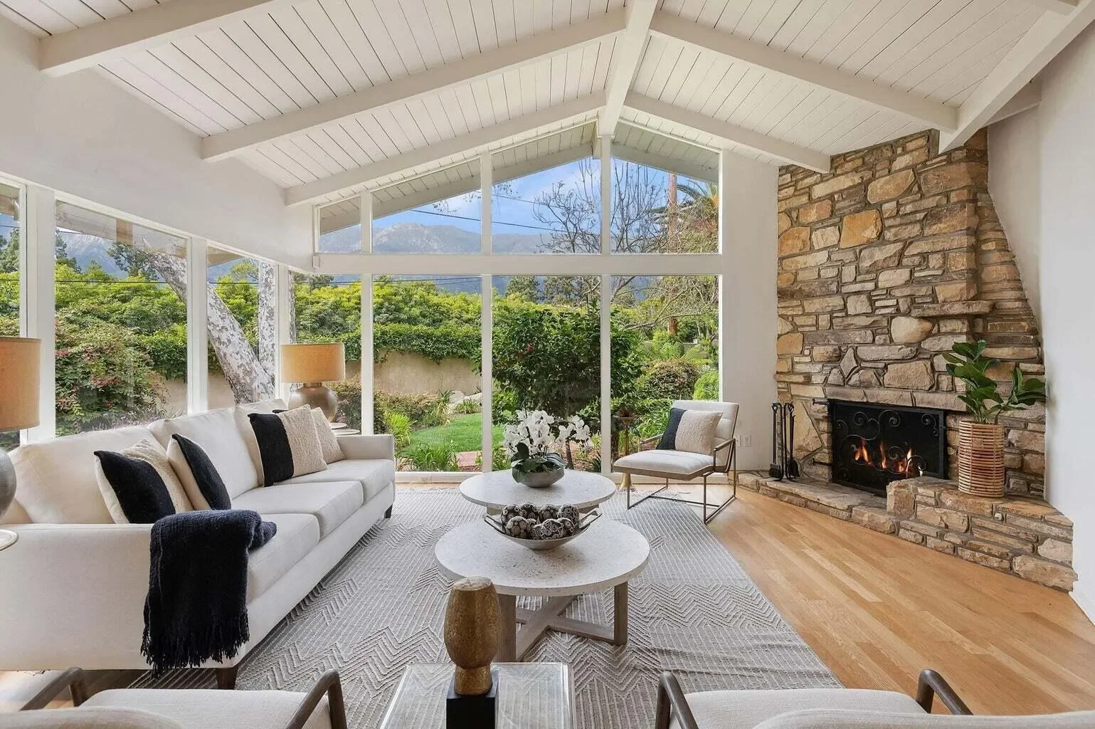 380 Sheffield Drive, Montecito, California, United States. - Photo 32