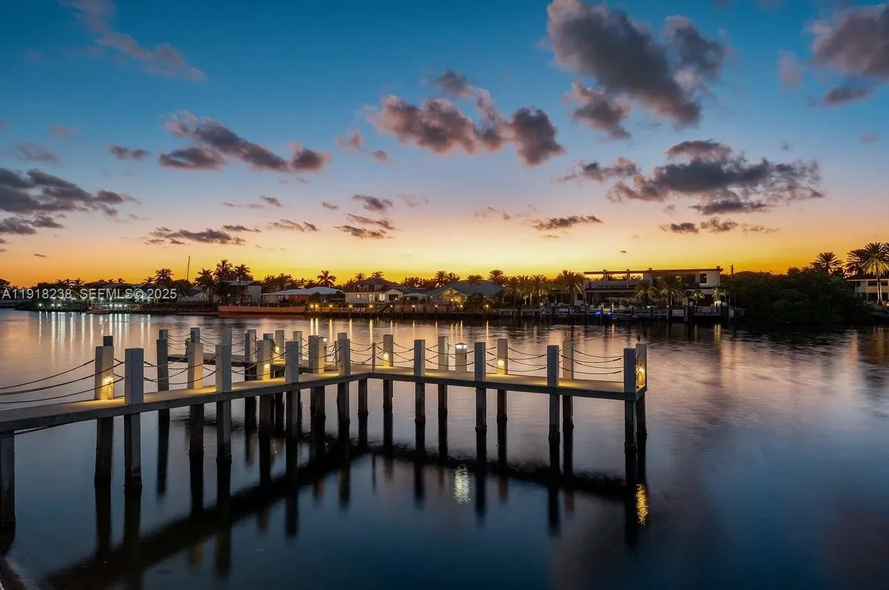 1107 Hillsboro Mile, Hillsboro Beach, Florida, United States. - Photo 69