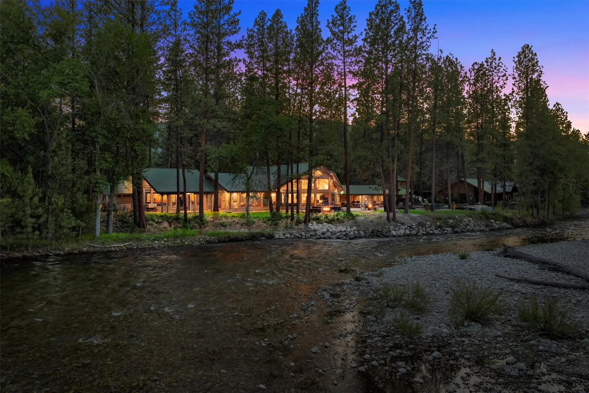 24 Russell Drive, Hamilton, Montana, United States. - Photo 2