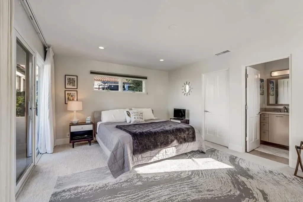 1904 Via Casa Alta, San Diego, California, United States. - Photo 22