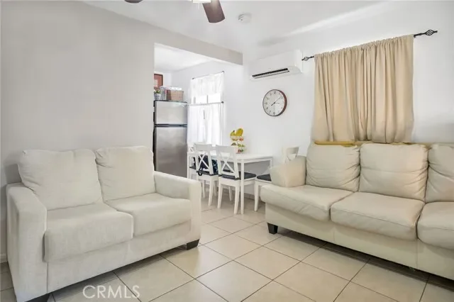 944 Hollins Street, Los Angeles, CA 90023, Los Angeles, California, United States. - Photo 28