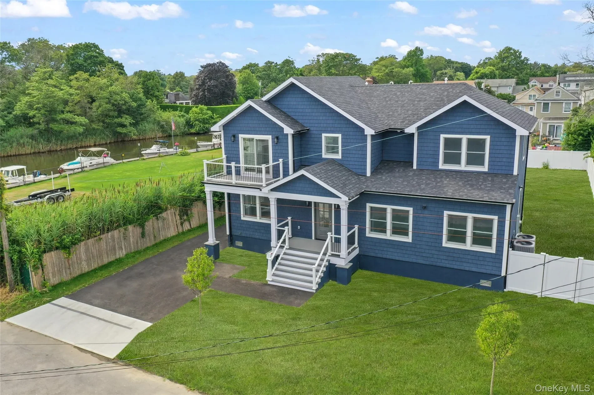 7 S Bay Avenue, Bay Shore, NY 11706, Bay Shore, New York, United States. - Photo 28