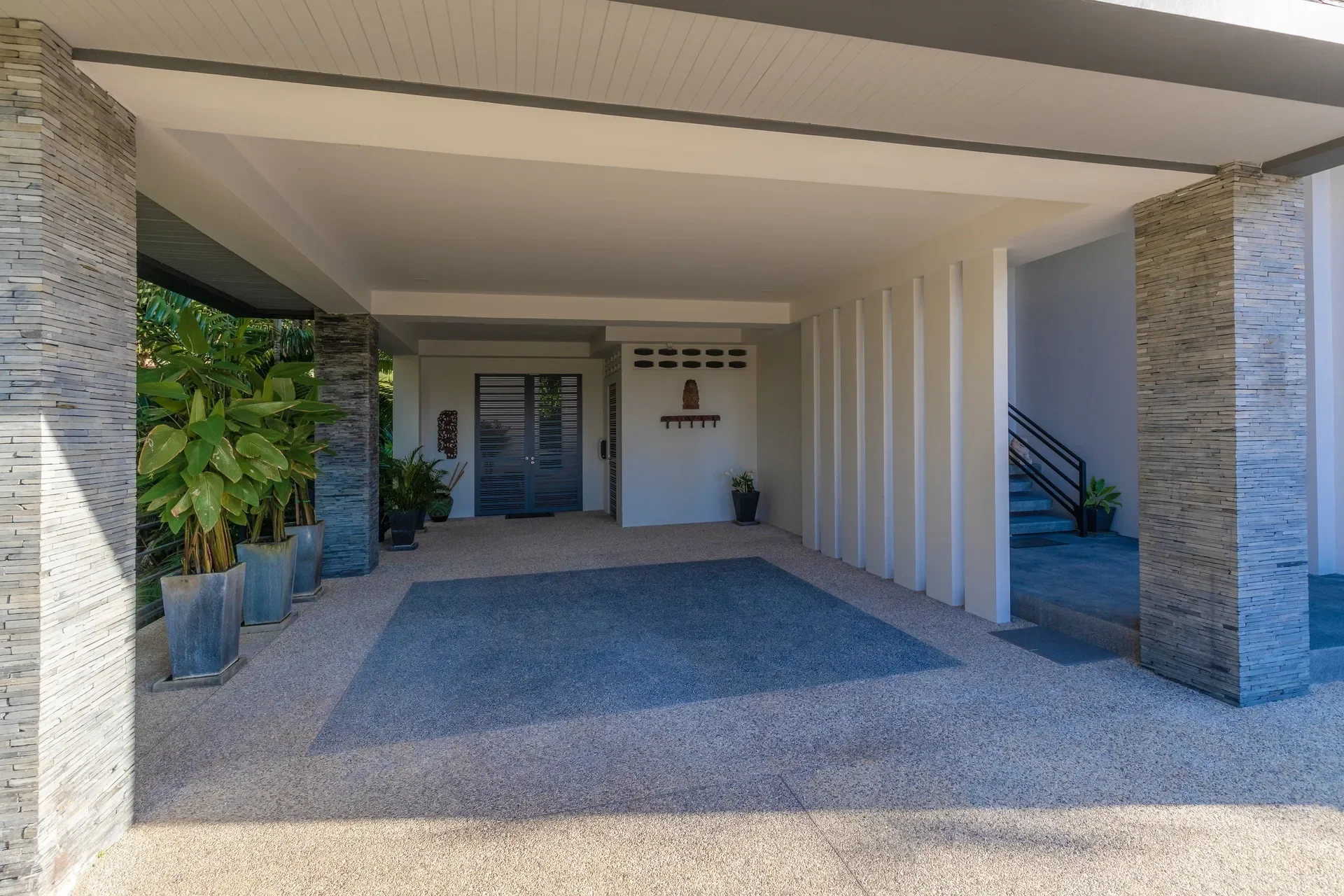 Gallery photo 5