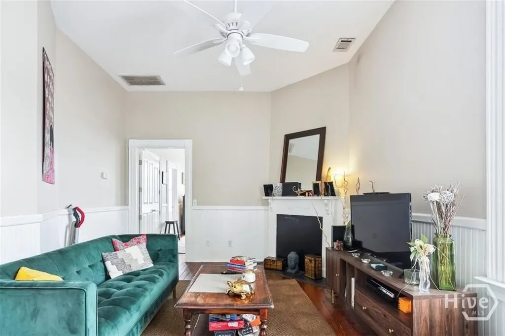 546 548 E Huntingdon Street, Savannah, Georgia, United States. - Photo 18