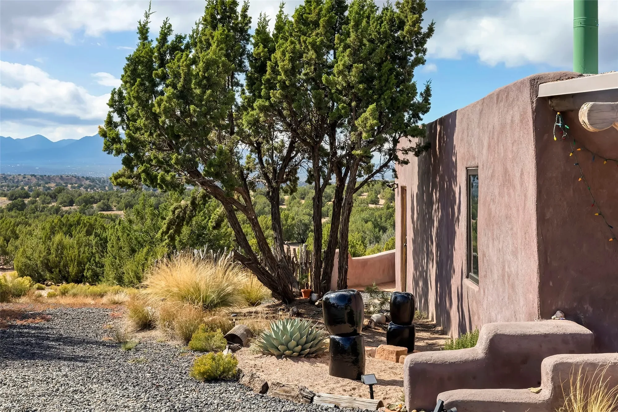 27 San Marcos Road W , Santa Fe, NM 87508, Santa Fe, New Mexico, United States. - Photo 39