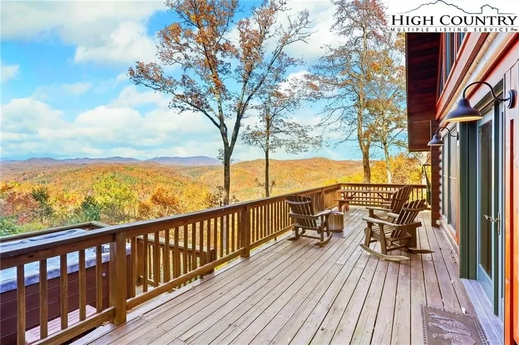 305 Fox Cove Road, Ferguson, NC 28624, Ferguson, North Carolina, United States. - Photo 31