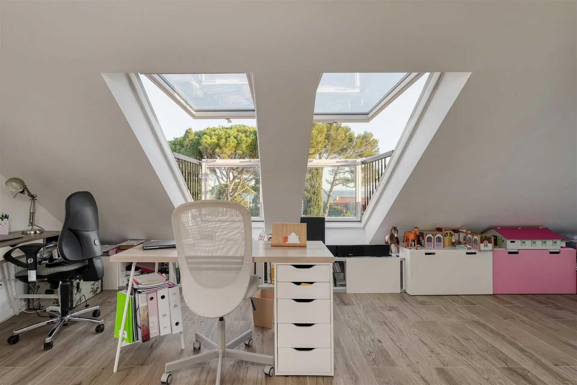 Cascais e Estoril, Lisboa, Cascais e Estoril, Lisbon, Portugal. - Photo 14