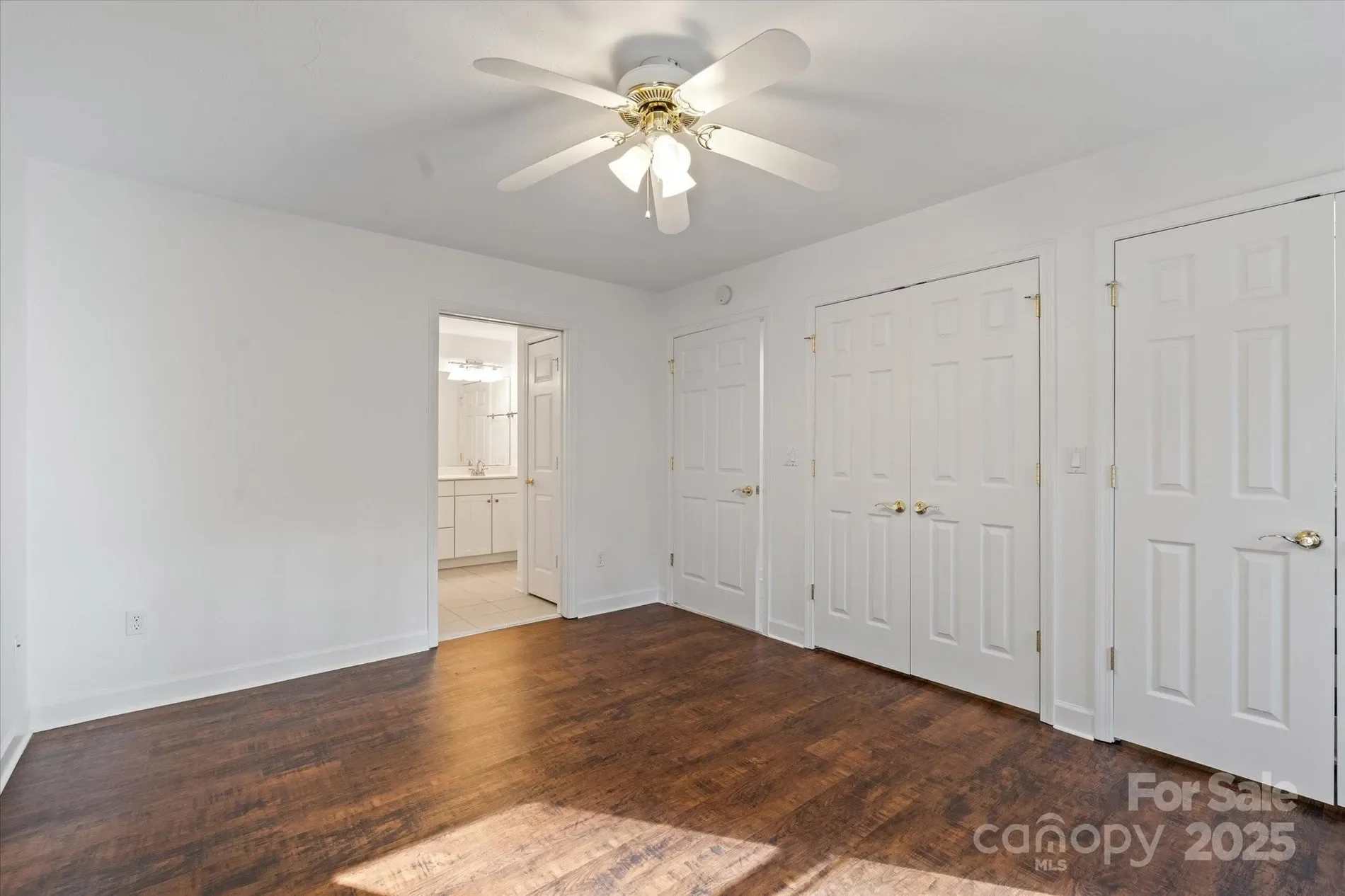 Gallery photo 11