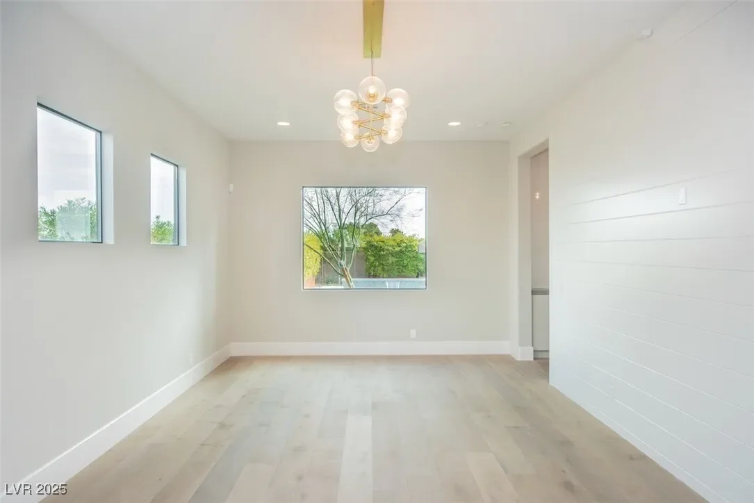 2650 Eldora Estates, Las Vegas, Nevada, United States. - Photo 8