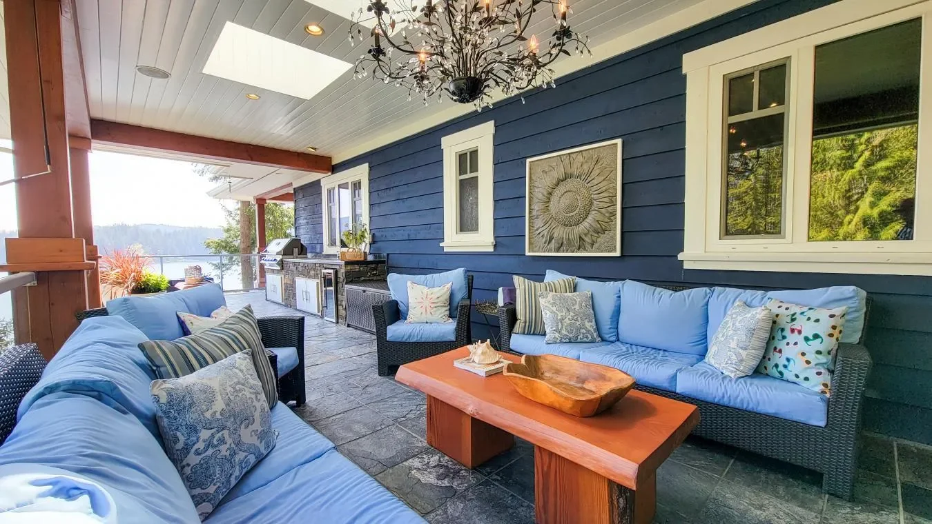 Exclusive Waterfront in Woodlands, North Vancouver