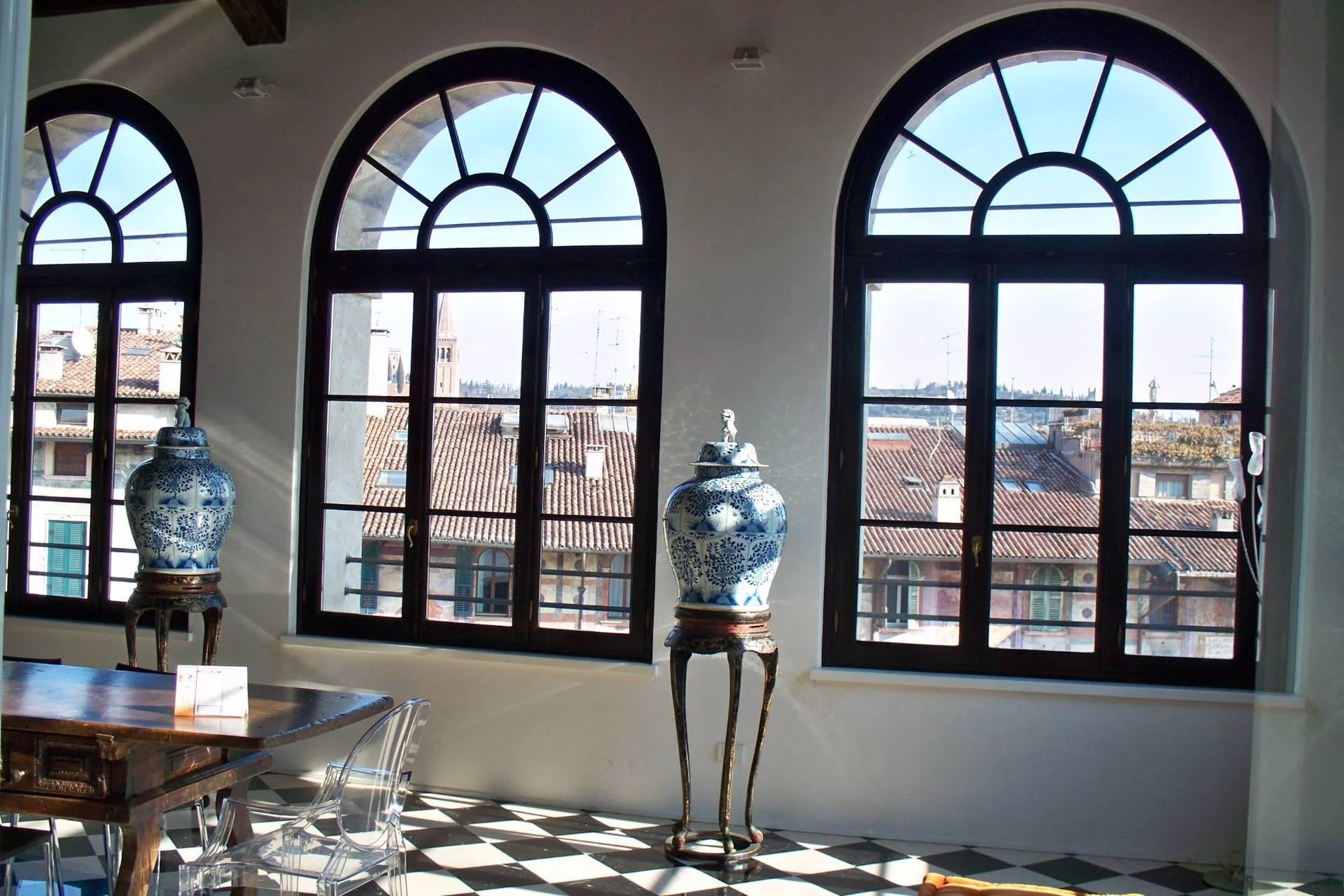Verona, Veneto, Italy. - Photo 3