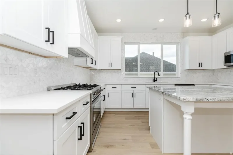 1153 E 160 N, Hyde Park, Utah, United States. - Photo 8