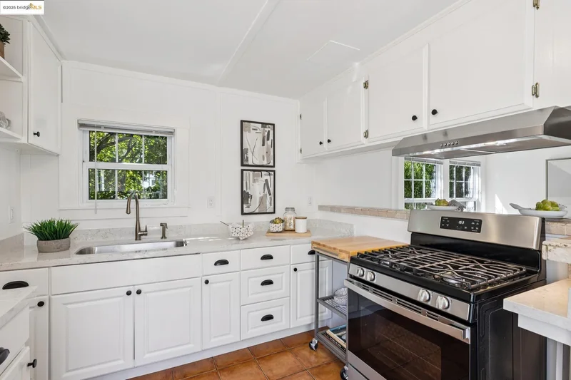 1642 10Th St, Berkeley, California, United States. - Photo 46
